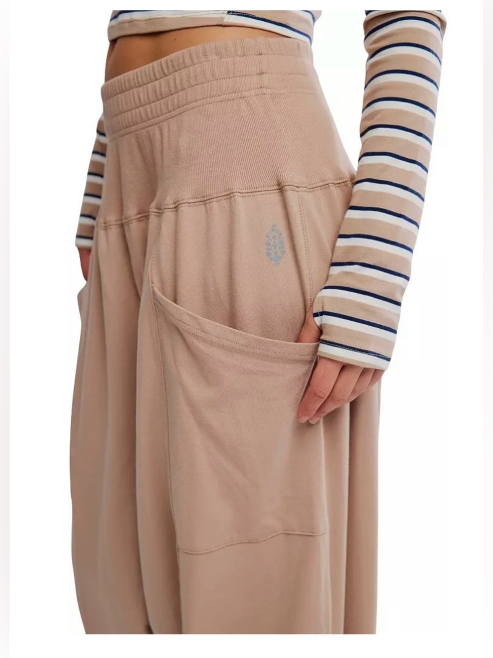 FP Free People Movement Women's Up In The Air 2-Piece Set S NWT - Picture 2 of 3